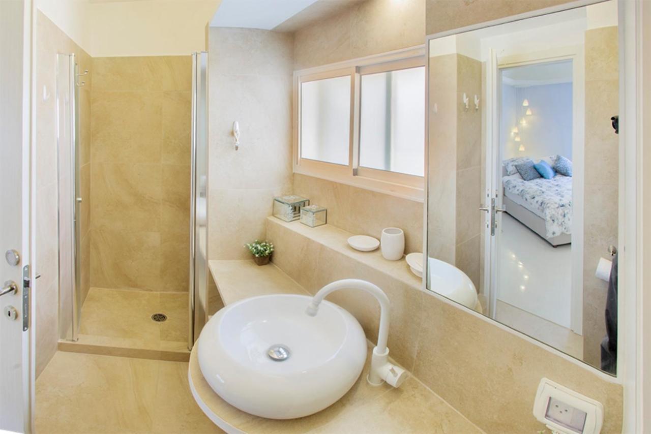 Luxury Apartment In The Heart Of The German Colony Baitulmaqdis Luaran gambar